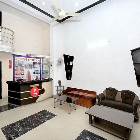 Oyo 12972 Hotel Krishna Castle Amritsar Eksteriør billede