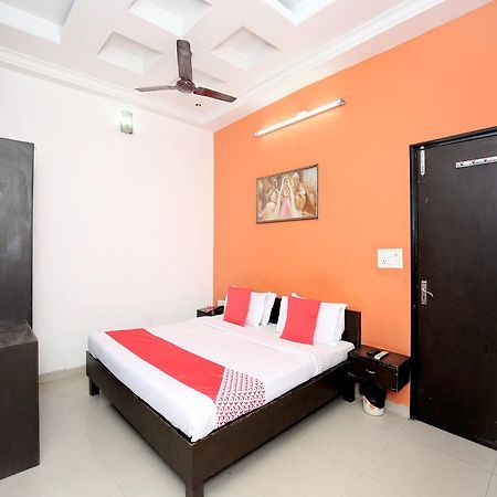 Oyo 12972 Hotel Krishna Castle Amritsar Eksteriør billede