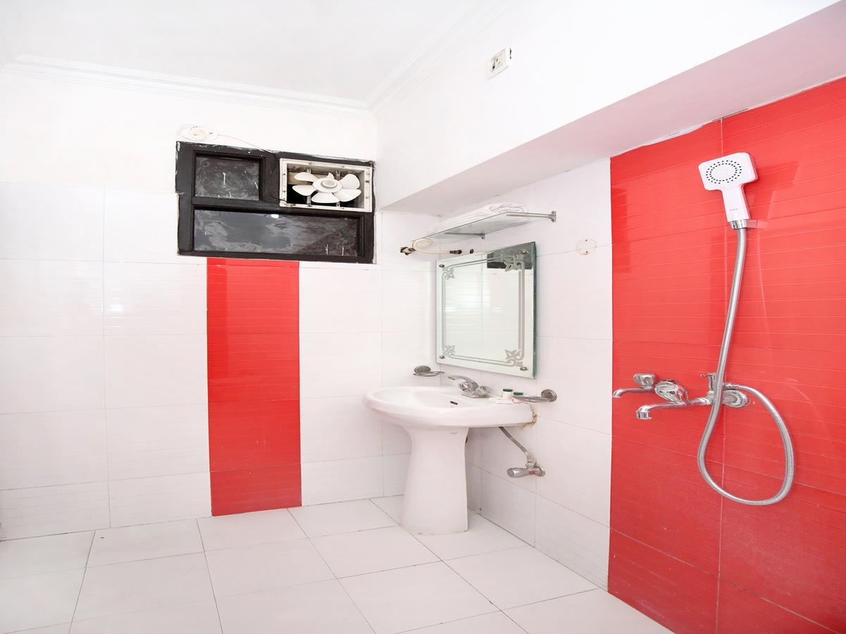 Oyo 12972 Hotel Krishna Castle Amritsar Eksteriør billede